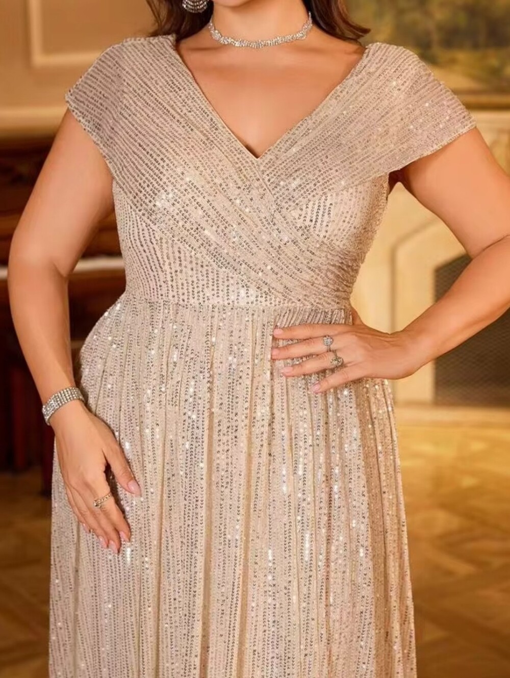 UNITHORSE 3XL Sequin V-Neck Evening Dress in Champagne Pre-owned